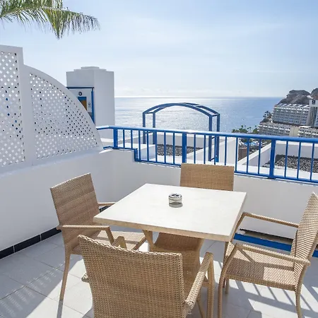 Club Cala Blanca 4*