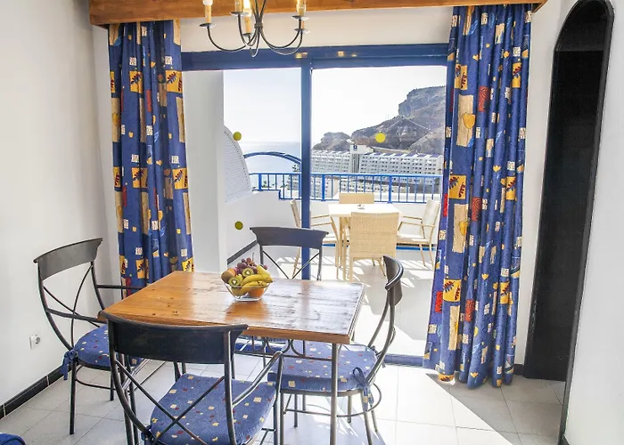 Club Cala Blanca 4*