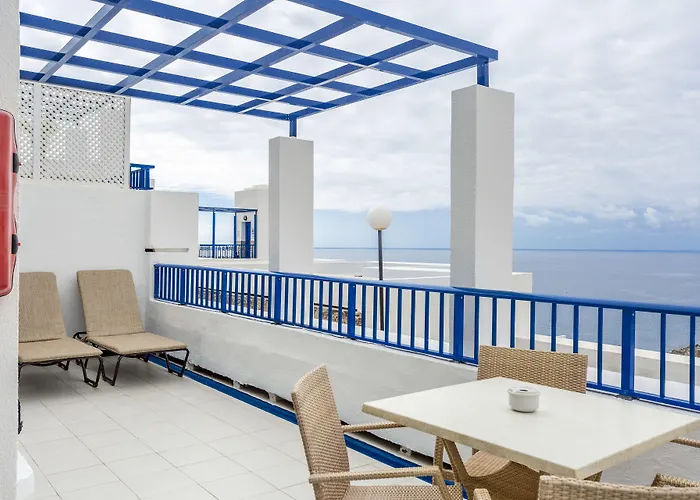 Club Cala Blanca 4*
