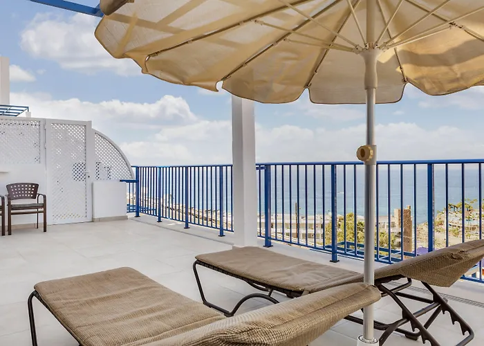 Club Cala Blanca 4*