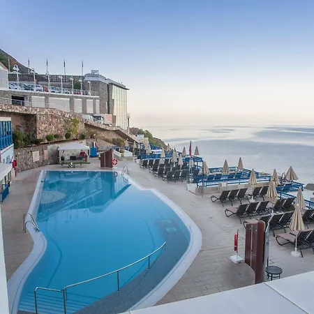 Club Cala Blanca Lejlighedshotel 4*