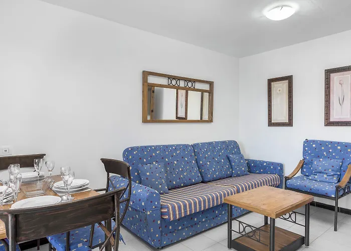 Ξενοδοχείο με διαμερίσματα Club Cala Blanca